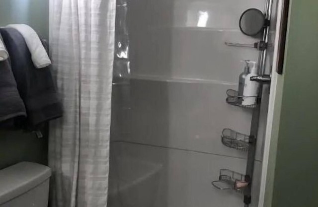 Cozy, Adorable, Newly Renovated Broad Ripple Apt.