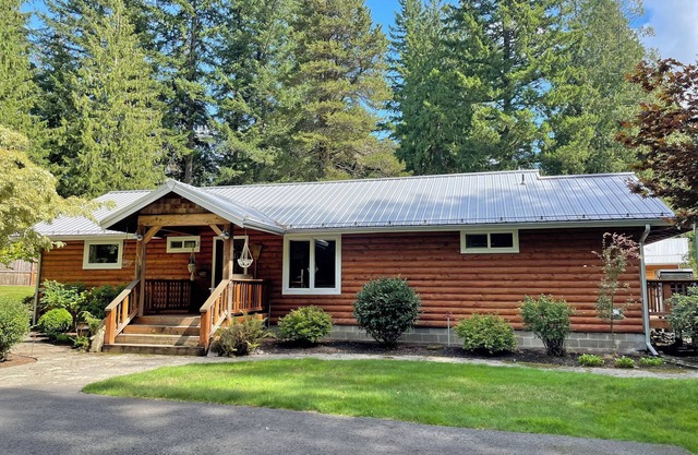 Cozy Retreat Cabin