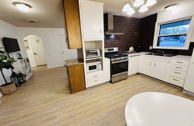 Cozy and beautiful recently remodeled home