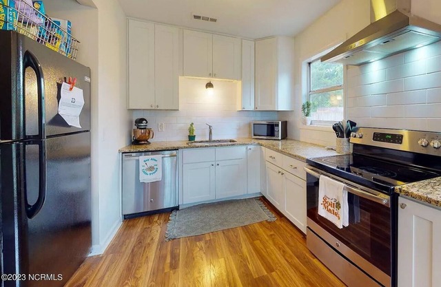 cozy and centrally located home in Wilmington, NC!