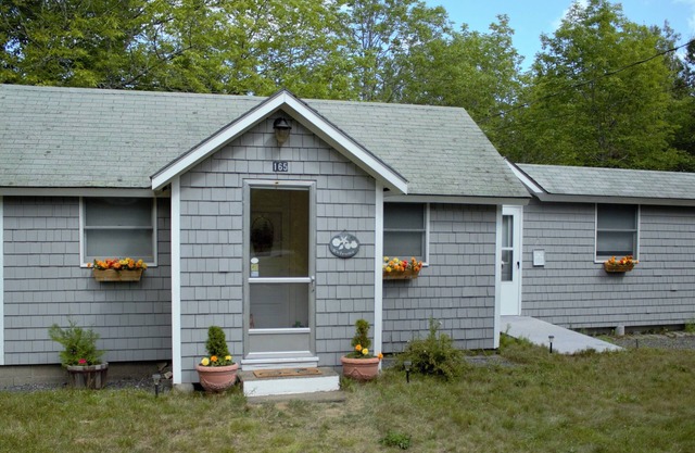 Nouvellement listé! Bar Harbor cottage à 3 miles du centre-ville de Bar Harbor sur la route 3
