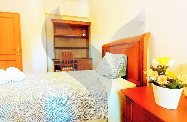 Cozy and Family Sized Apartment near Lisbon