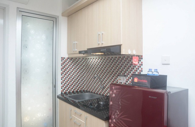 Cozy And Nice 1Br Bassura City Apartment