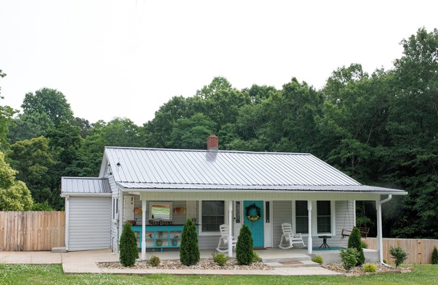 Cozy and Peaceful Cottage