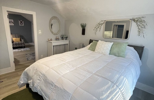 Cozy and private 3 bedroom unit located a few blocks from downtown Sheboygan.