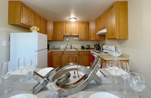 Cozy And Private 2B1b Apartment Near Google