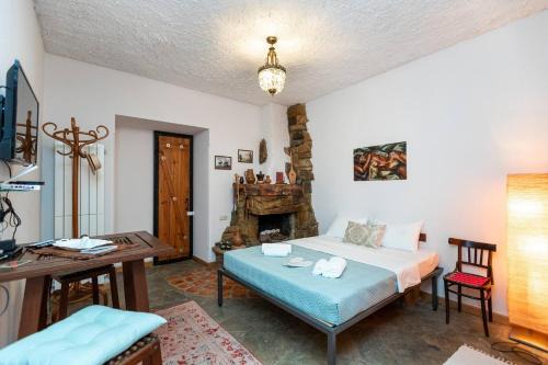 Cozy and unique apt. in the heart of Tbilisi