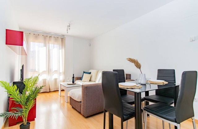 Cozy Apartment Free Parking