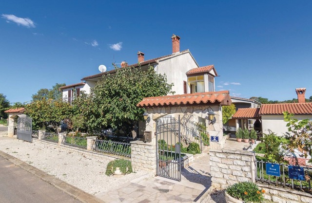 Bel appartement de 3 chambres à Porec