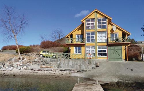 Cozy Apartment In Rosendal With Sauna
