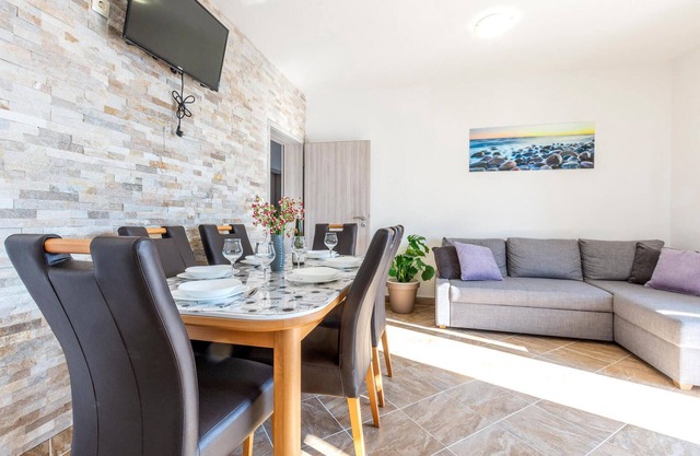 Appartement confortable à Suvi Potok,.