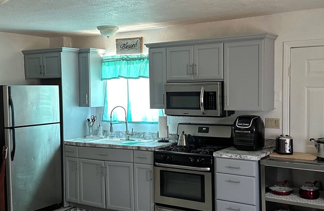 Cozy Apartment located centrally between Los Angeles and Las Vegas!