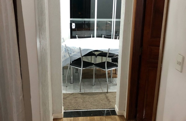 Appartement confortable avec balcon en bouche