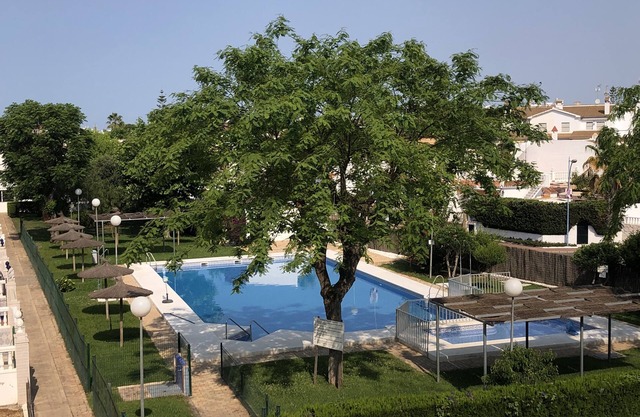 Cozy apartment with pool 7 minutes from the beach