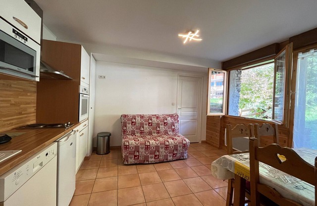 Charmant appartement à Pra-Loup avec terrasse, parking, et accès facile aux pistes