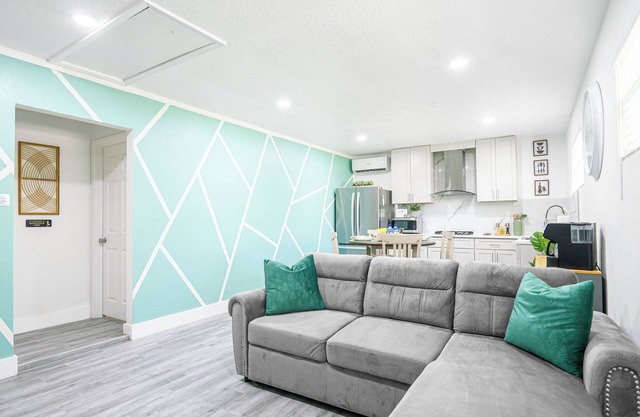 Cozy retreat 1-bedroom apartment with WiFi, AC in enjoyable Mount Dora