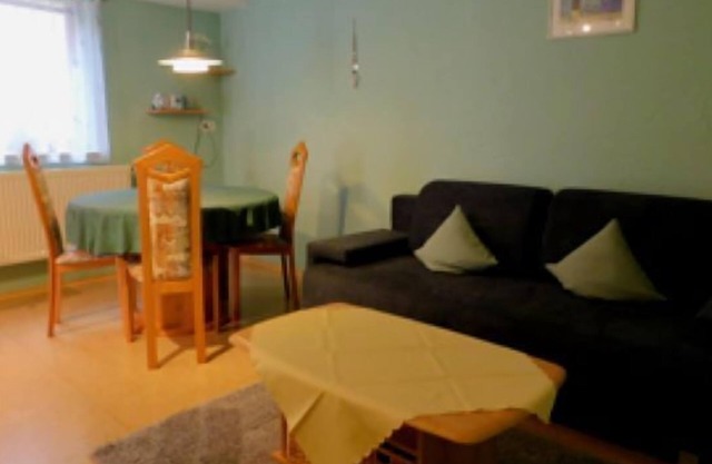 Cozy basement apartment (40sqm) with terrace
