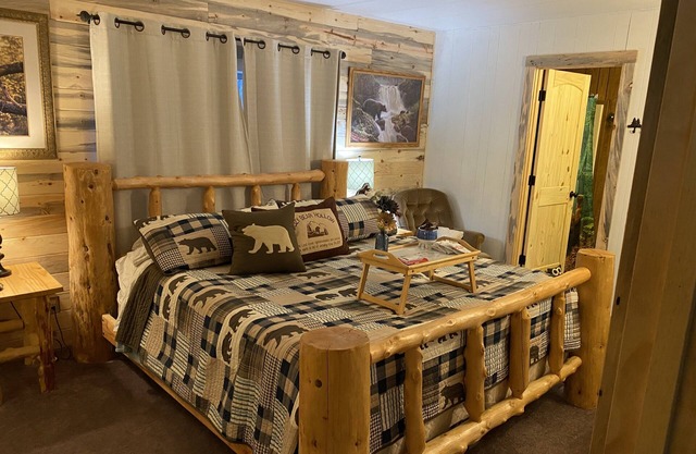 Cozy Bear Hollow "Confortable, rustique charmant, un excellent rapport qualité / prix"