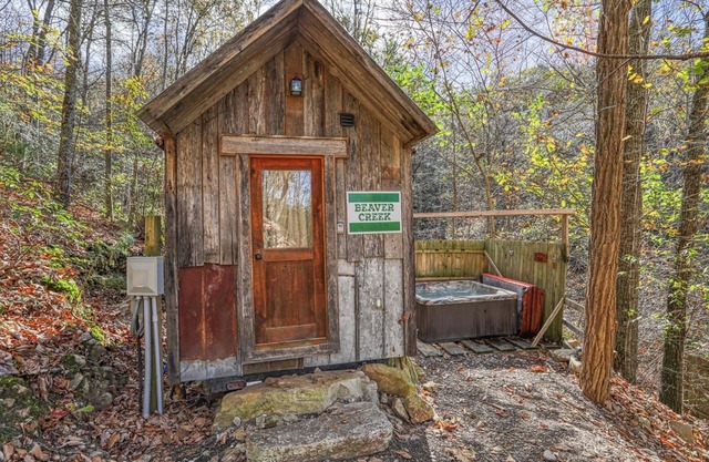 Beaver Creek une maison minuscule Expérience avec propre HOT TUB et taux abordable