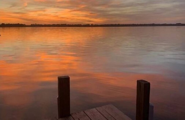 COZY Bellaport Cottage at White Lake/ Pet Friendly: Quick walk to the Lake
