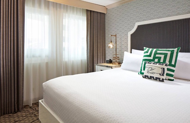 Cozy Boutique Room Ideal for Couple Stay: Open-Air Courtyard for Peaceful Stay