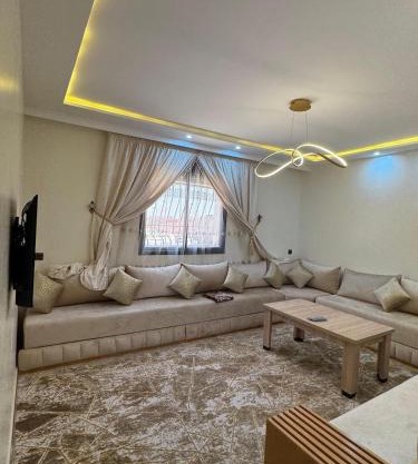 Cozy Bright Family Apartment Near City Center