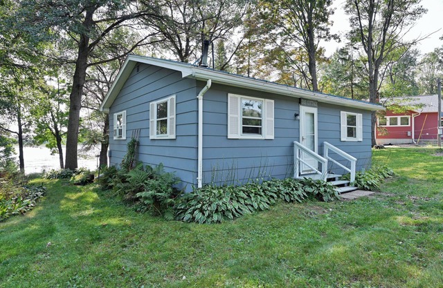 Cozy cabin in beautiful Sarona, WI in the heart of snowmobile country.
