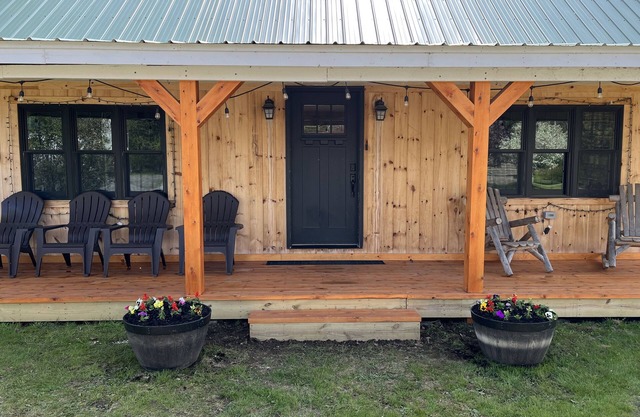 Cozy Cabin à Pittsburg NH Village - ACCÈS DIRECT MOTONEIGE ET SENTIER DE VTT