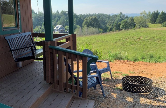 Cozy Cabin Mountain View’s