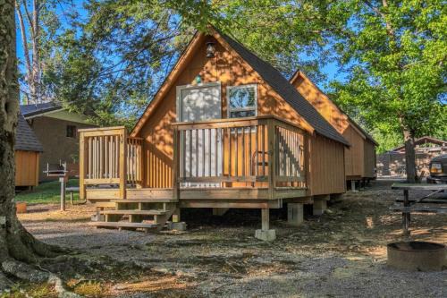 Cozy Cabin Near Dollywood