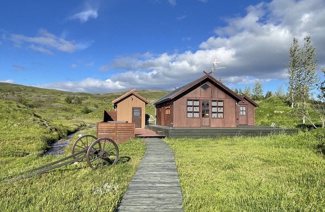 Cozy cabin on the Golden Circle, only 8 min drive to Geysir & Gullfoss
