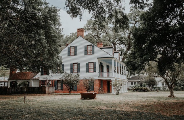 Cozy Cajun Cabin à deux pâtés de maisons de la route du défilé ou du centre-ville de Lafayette