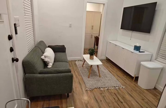Cozy Casita near downtown