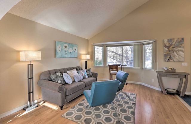 NOUVEAU! Maison de la région de Denver ~ 7 Mi au réservoir Aurora!