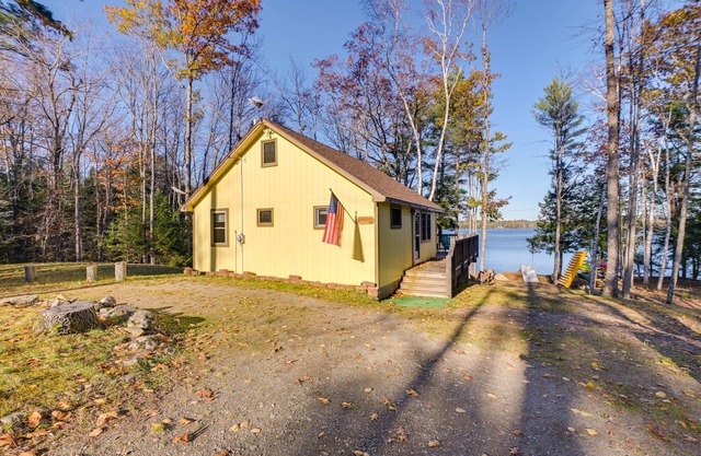 Cozy Chemo Pond Cabin w/ Dock & Waterfront Views