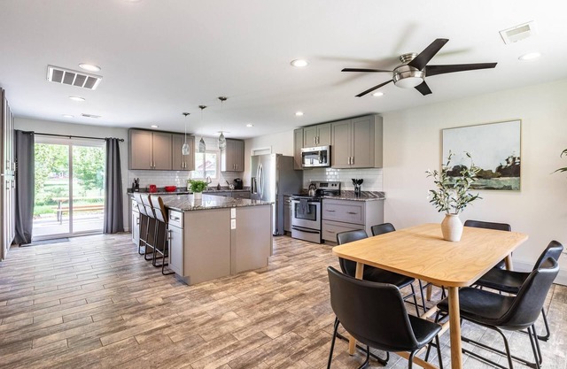 Cozy, Clean and Bright 4BR / 2BA Home! Welcome!