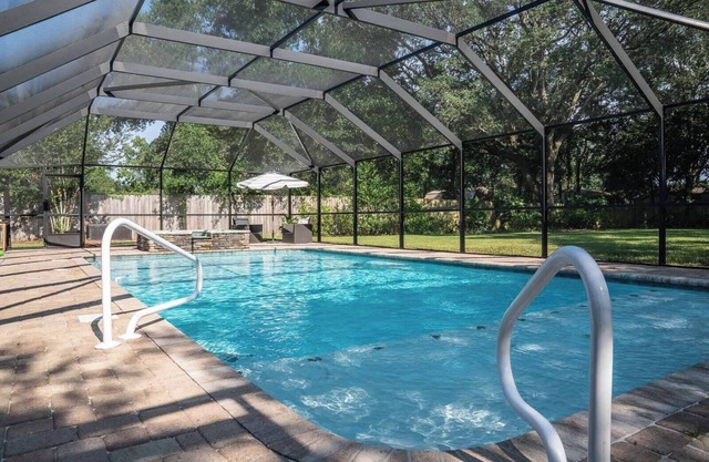Cozy Coastal Haven - Private Pool, Outdoor Kitchen, and Living Space