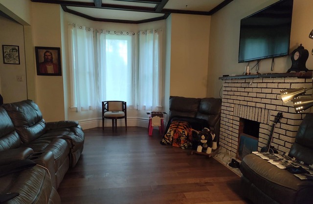 Cozy Corner near Port Stanley -