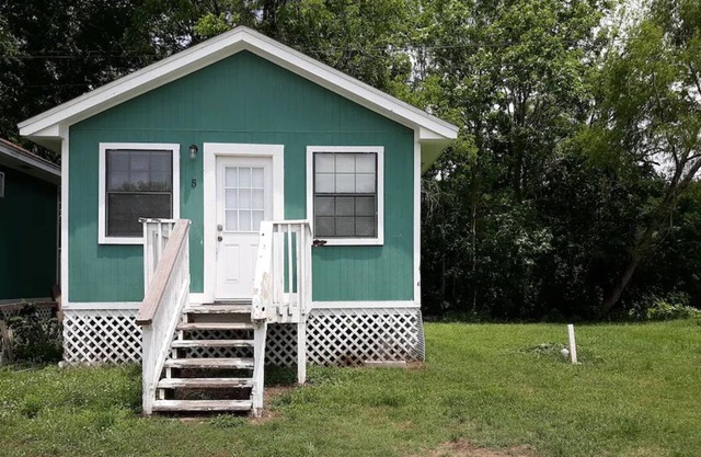 Cozy Cottage #5, Walker County, Texas