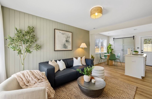 Cozy Cottage in Cornelius