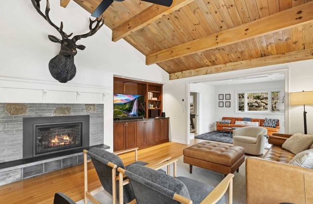 Cozy Cottage in the Heart of Blue Ridge Mountains