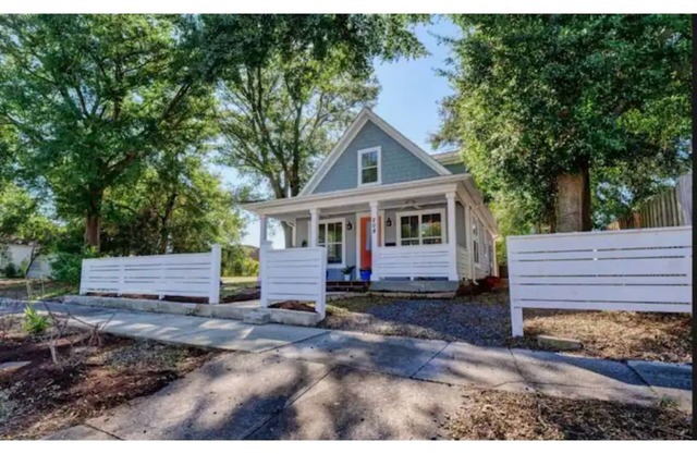 Cozy Cottage Style Home near downtown Wilmington