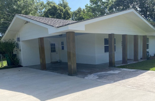 Cozy Cottage - Welcome 5 min from the beach & 10 min to Bay St Louis