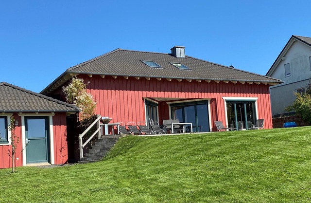 Nouvelle maison de campagne 'Roter Milan' avec une vue fantastique