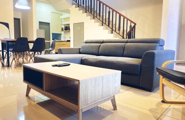 Cozy Desaru Holiday WiFi Home 32P3 By DeHome