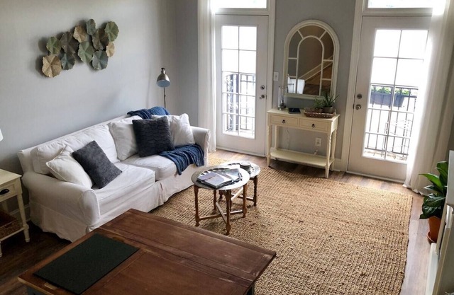 Cozy Downtown Condo with River Views