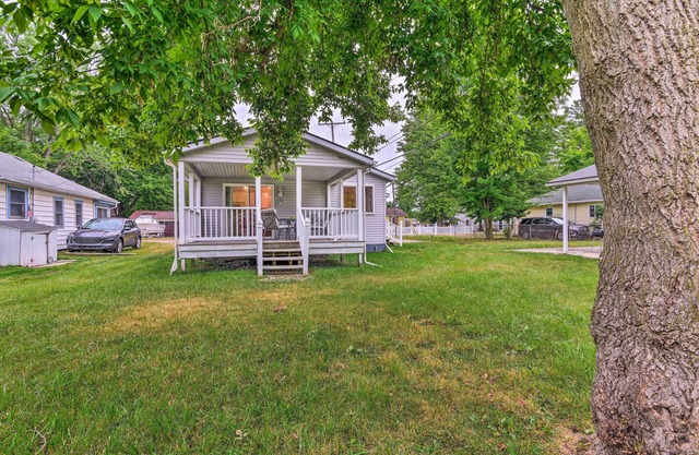 NEW! Cozy Family Cottage Near Village of Lexington