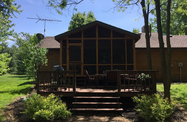 Ferme confortable sur 10 acres à travers le parc d'État