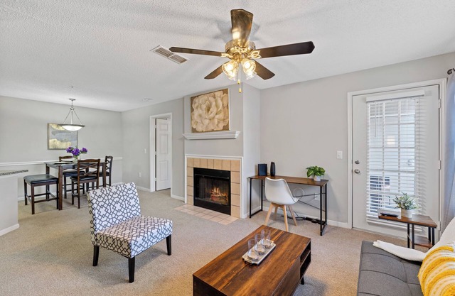 Gem in Athens, Pool, Gym near UGA and Hospitals!