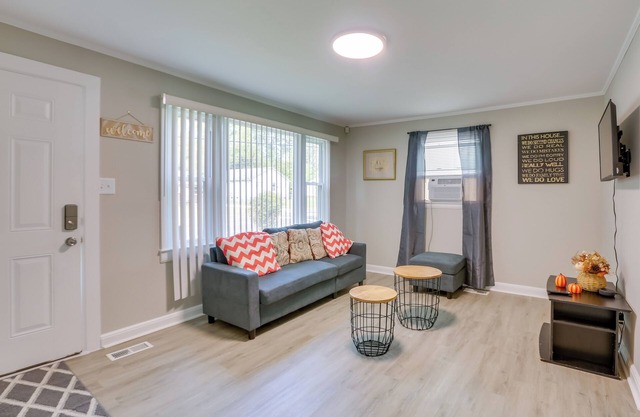 Cozy Greensboro Vacation Rental w/ Deck & Fire Pit